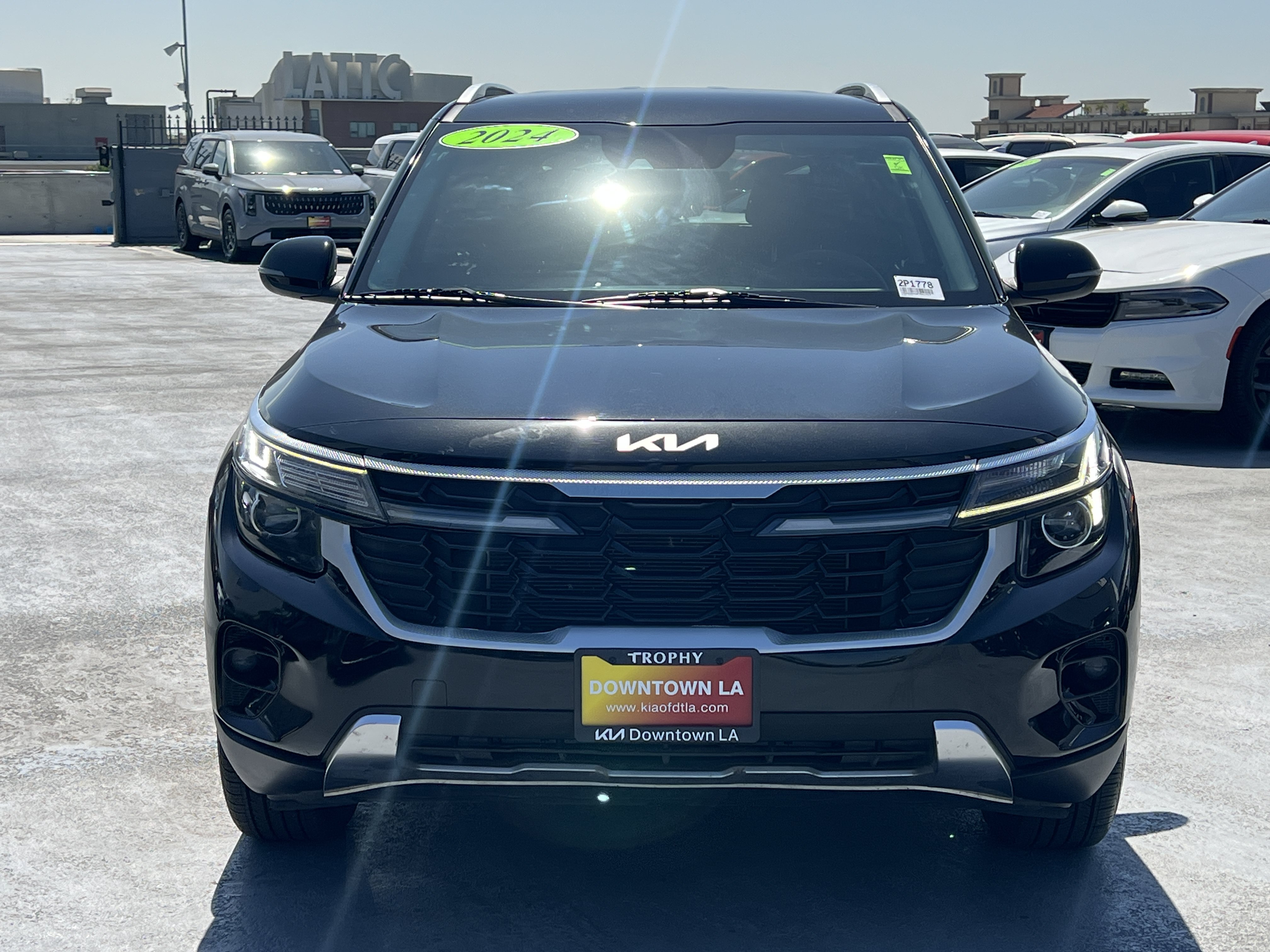 Certified 2024 Kia Seltos EX FWD image 12