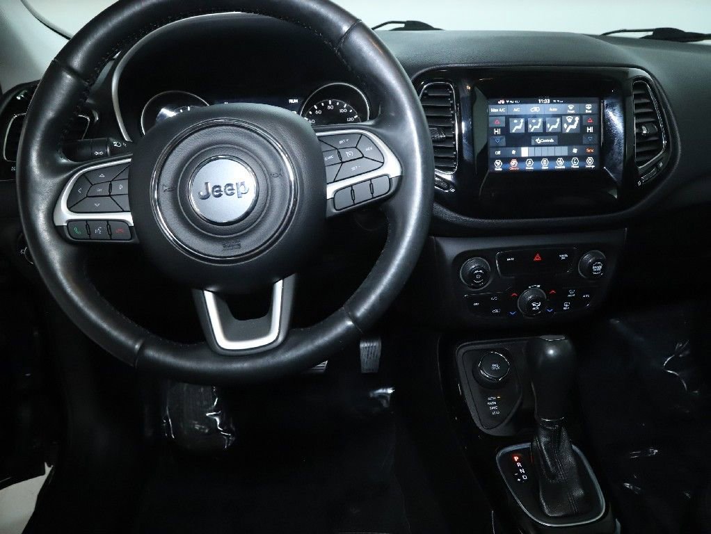 Used 2019 Jeep Compass Altitude image 30