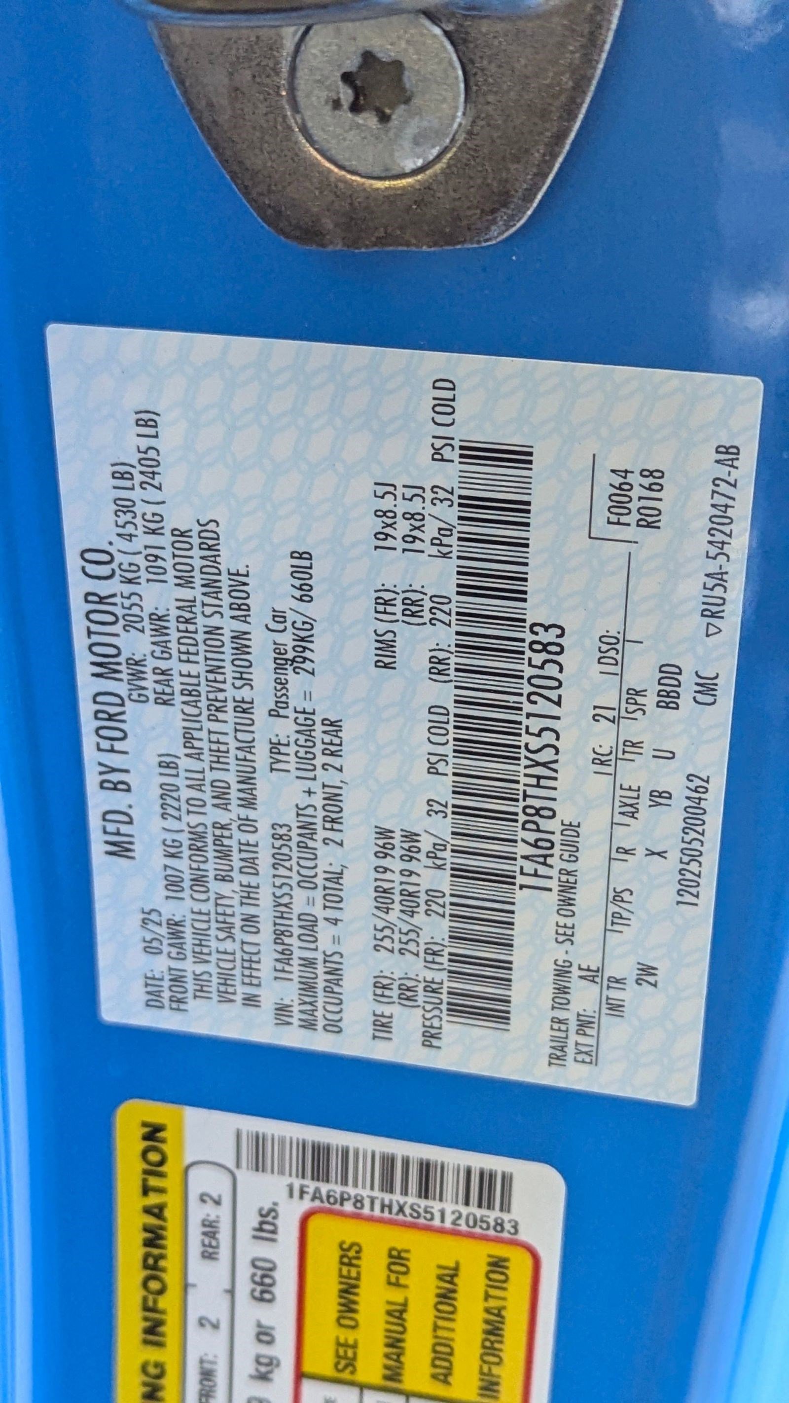 Used 2025 Ford Mustang Coupe image 18