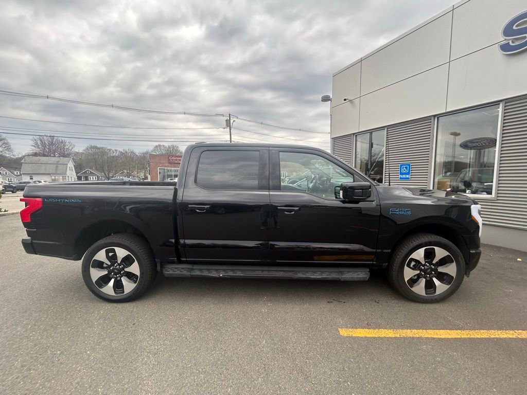 Used 2025 Ford F150 Lightning Platinum AWD/4WD image 9