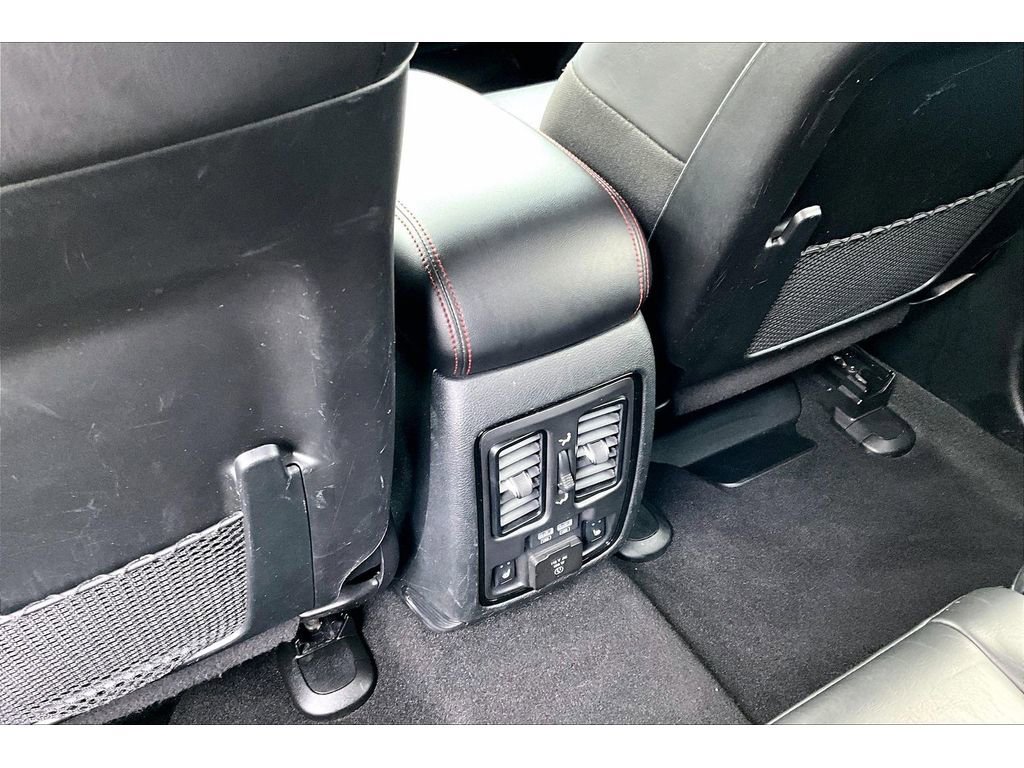 Used 2024 Dodge Durango GT AWD/4WD image 34