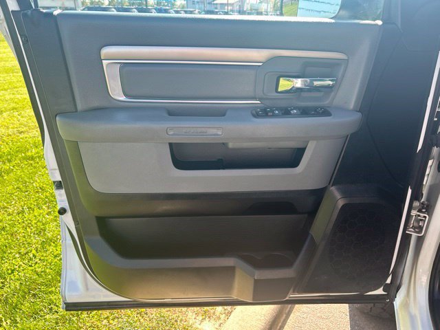 Used 2019 RAM 1500 Warlock AWD/4WD image 11