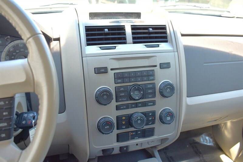 Used 2009 Ford Escape 2WD Hybrid image 19