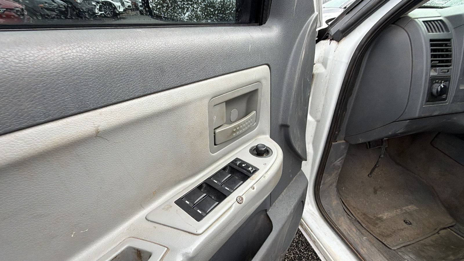 Used 2007 Dodge Dakota ST w/ SXT Group RWD image 15