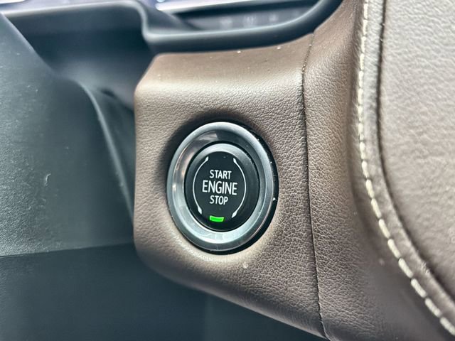 Certified 2023 Chevrolet Suburban High Country image 16