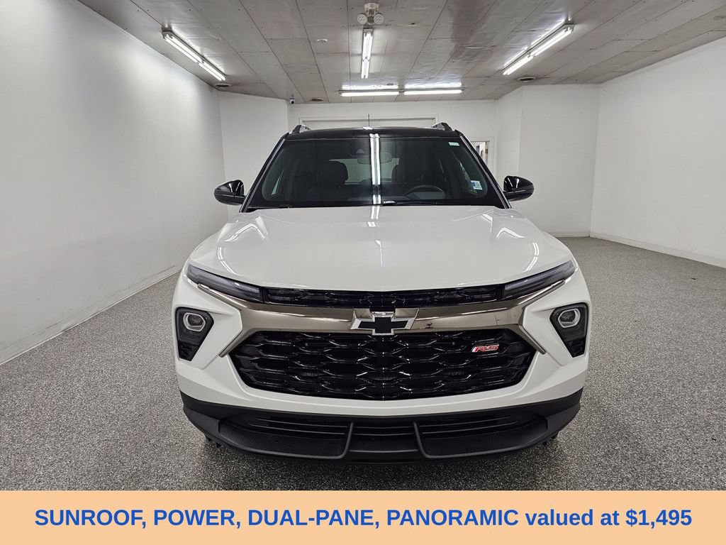 Used 2026 Chevrolet TrailBlazer RS w/ Convenience Package FWD image 2