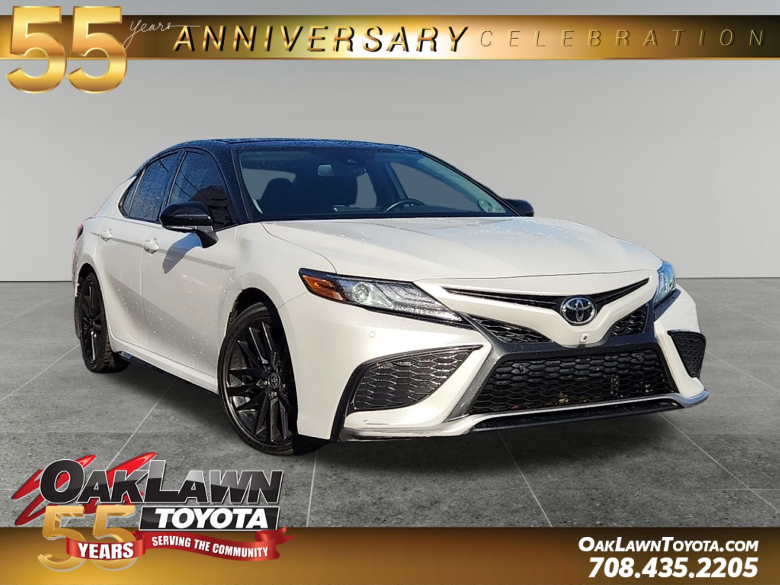 Used 2024 Toyota Camry XSE w/ Navigation Package image 1