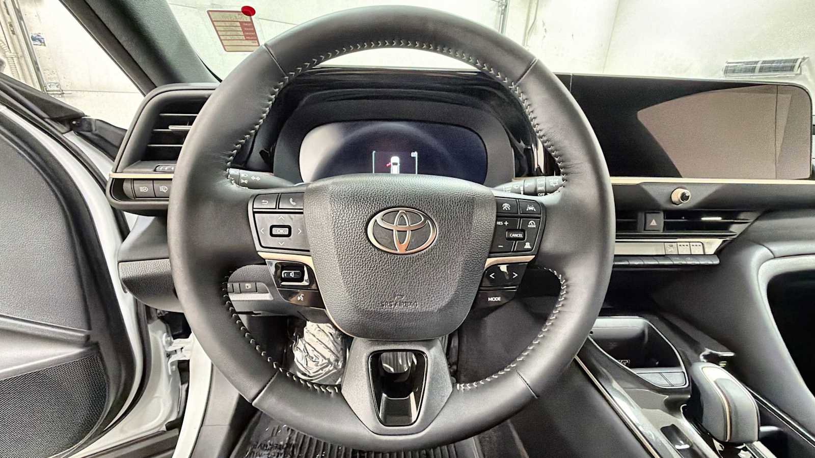 Certified 2025 Toyota Crown Signia AWD/4WD image 16
