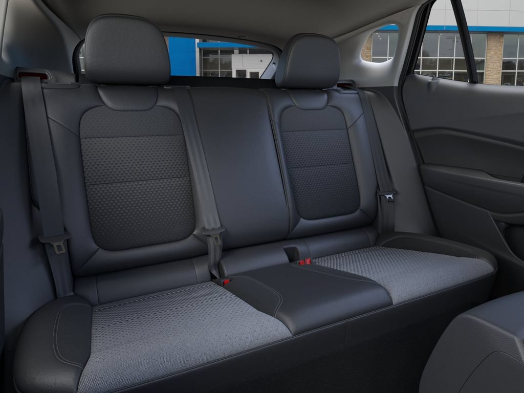 New 2026 Chevrolet Trax LT FWD image 17