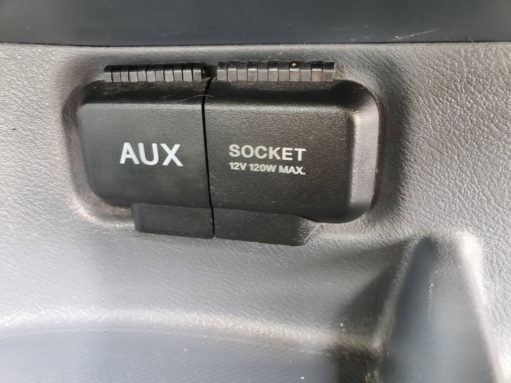 Used 2004 Honda Element EX image 35