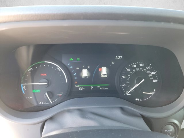 Used 2026 Toyota Sienna XLE FWD image 11