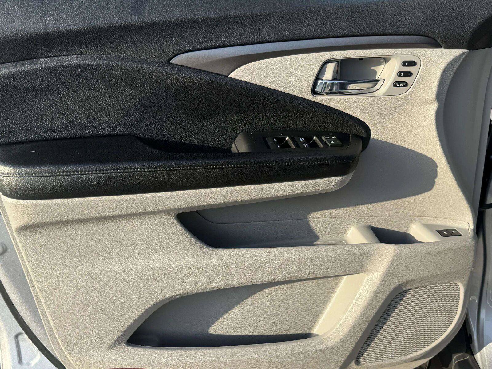Used 2019 Honda Pilot EX-L image 18