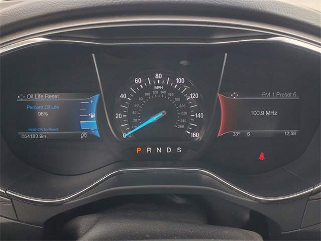 Used 2017 Ford Fusion SE w/ Fusion SE Technology Package image 19