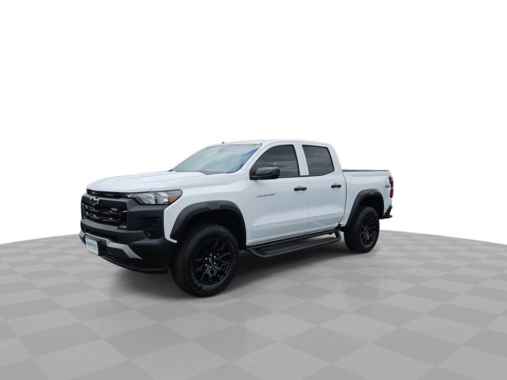 Certified 2023 Chevrolet Colorado Trail Boss AWD/4WD image 4