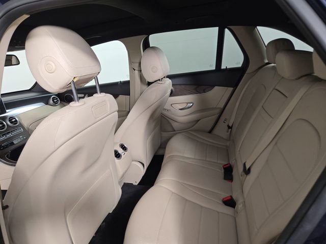 Used 2018 Mercedes-Benz GLC 300 4MATIC image 15