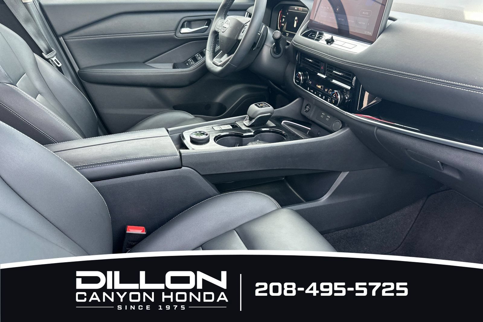 Used 2026 Nissan Rogue SL AWD/4WD image 18