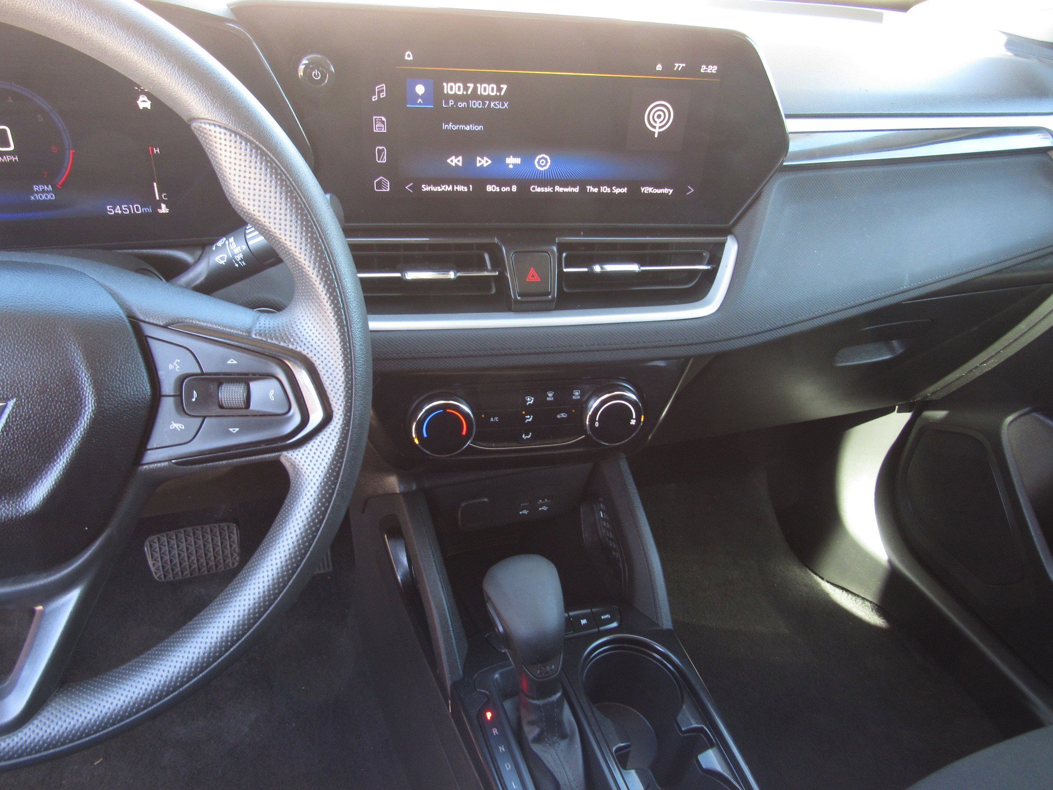 Used 2024 Chevrolet TrailBlazer LT w/ Driver Confidence Package AWD/4WD image 17