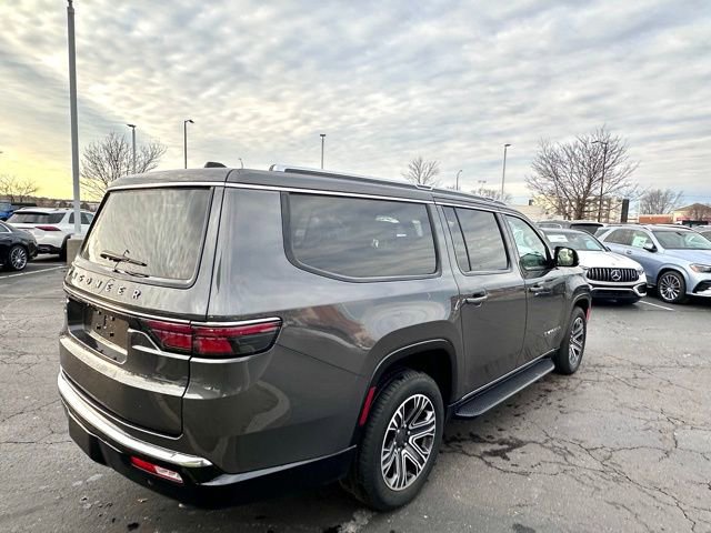 Used 2024 Jeep Wagoneer L 4WD w/ Premium Group I image 8