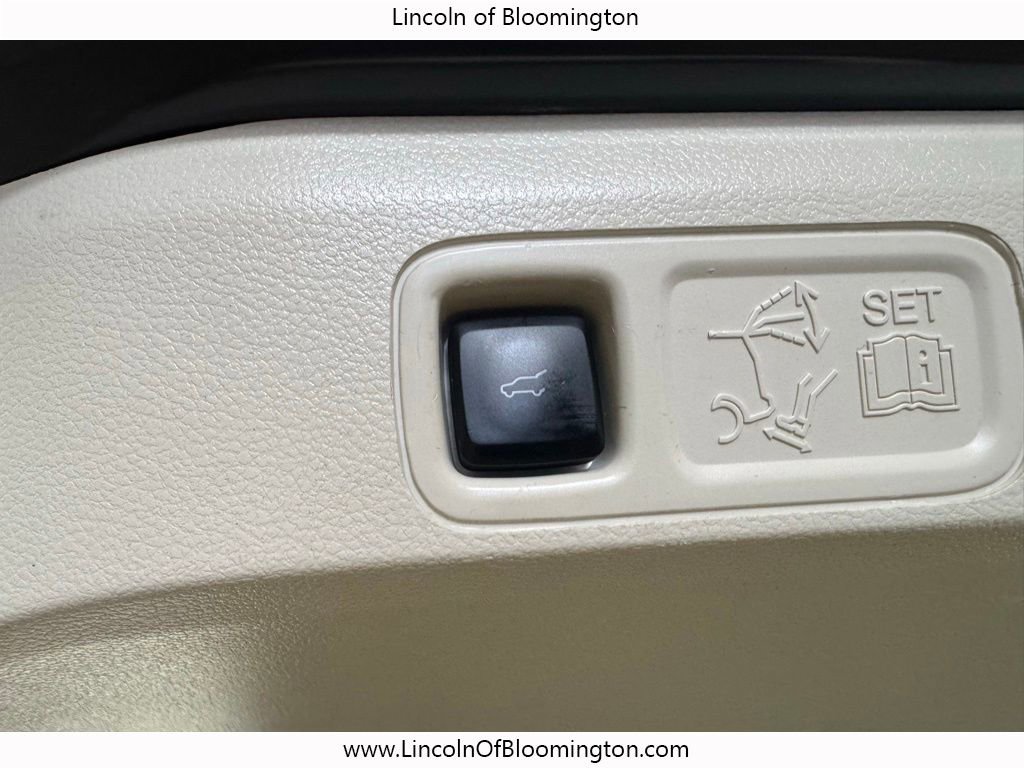 Certified 2023 Lincoln Navigator Black Label AWD/4WD image 28