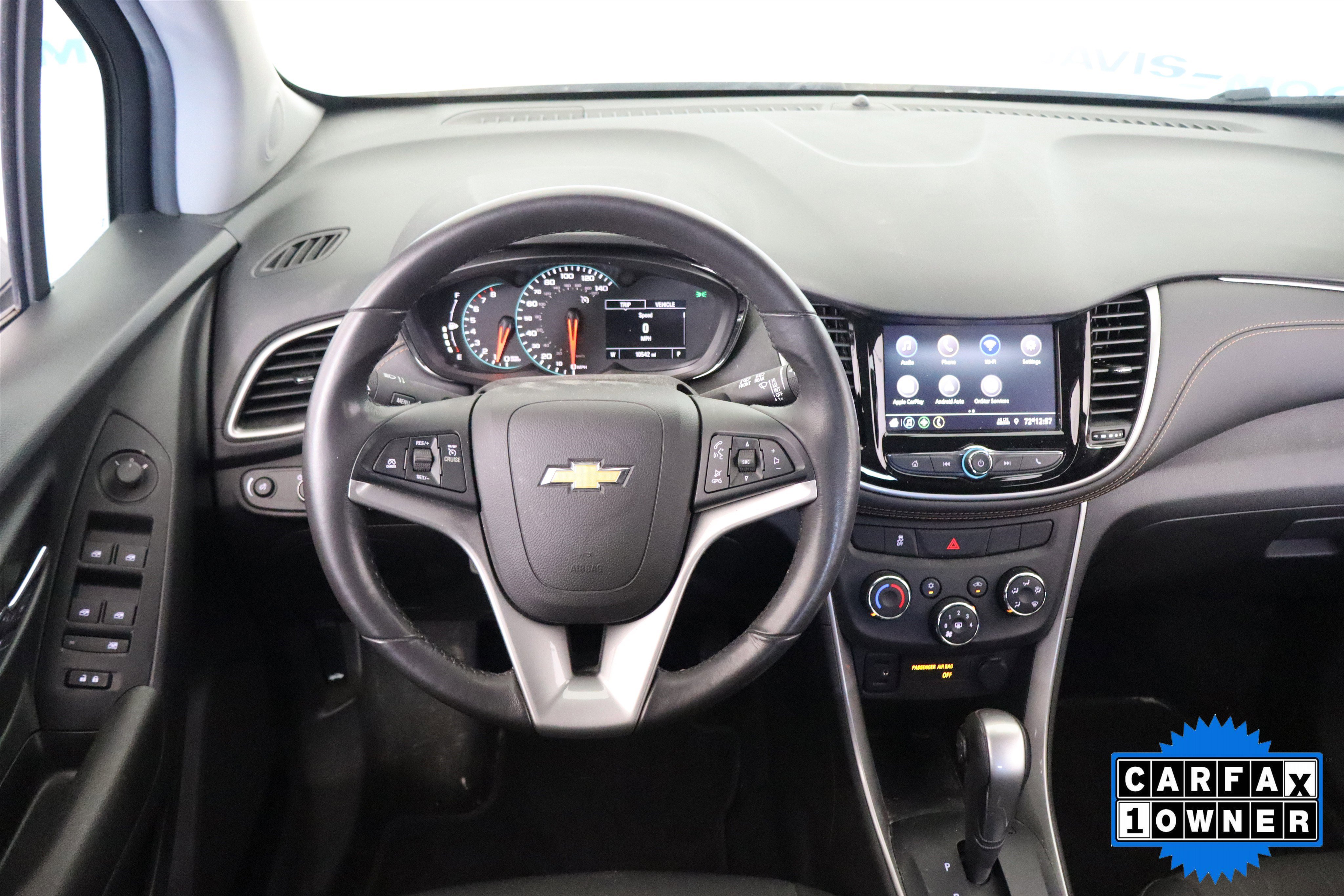 Used 2022 Chevrolet Trax LT w/ LT Convenience Package AWD/4WD image 17