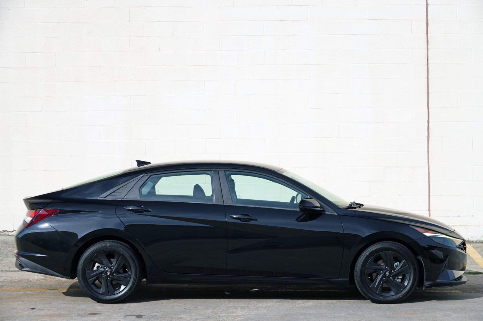 Used 2021 Hyundai Elantra SEL FWD image 46