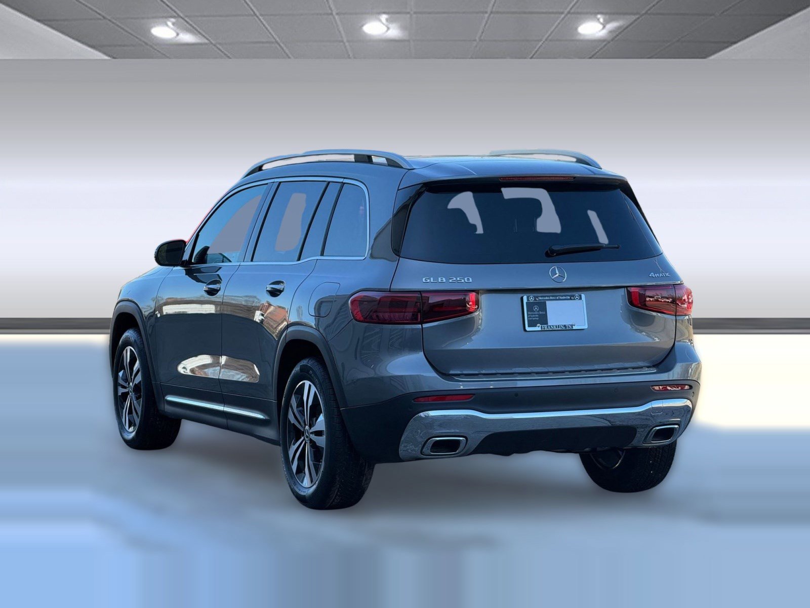 New 2026 Mercedes-Benz GLB 250 4MATIC image 3