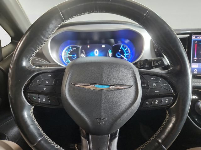 Used 2021 Chrysler Pacifica Touring-L w/ S Appearance Package FWD image 11