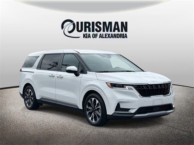 Used 2024 Kia Carnival EX