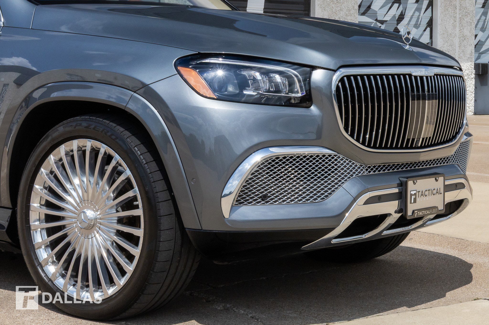 Used 2023 Mercedes-Benz Maybach GLS 600 4MATIC image 2