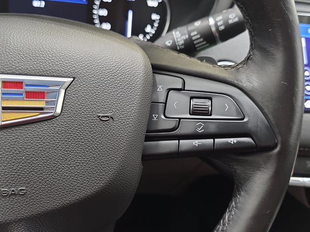 Used 2019 Cadillac XT4 Premium Luxury w/ Cold Weather Package AWD/4WD image 17