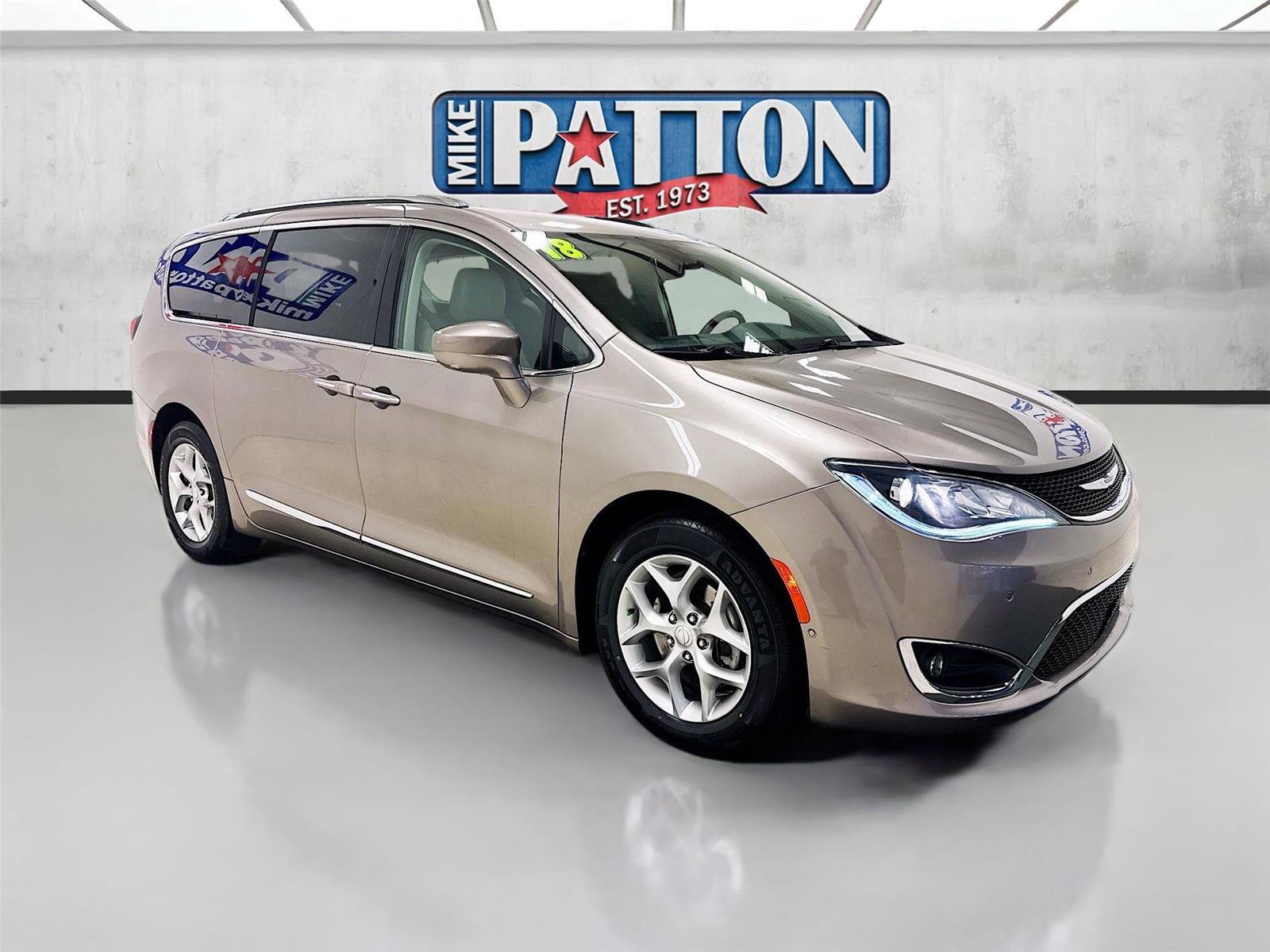 Used 2018 Chrysler Pacifica Touring-L w/ Advanced Safetytec Group