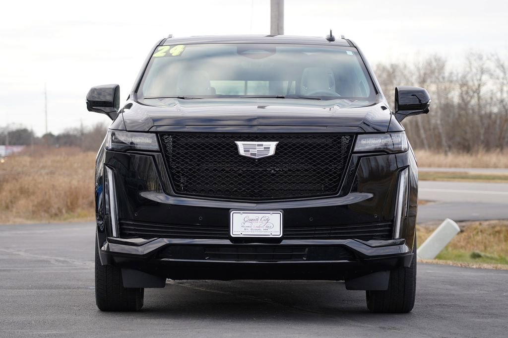 Used 2024 Cadillac Escalade ESV Sport Platinum w/ LPO, ONYX Package image 8