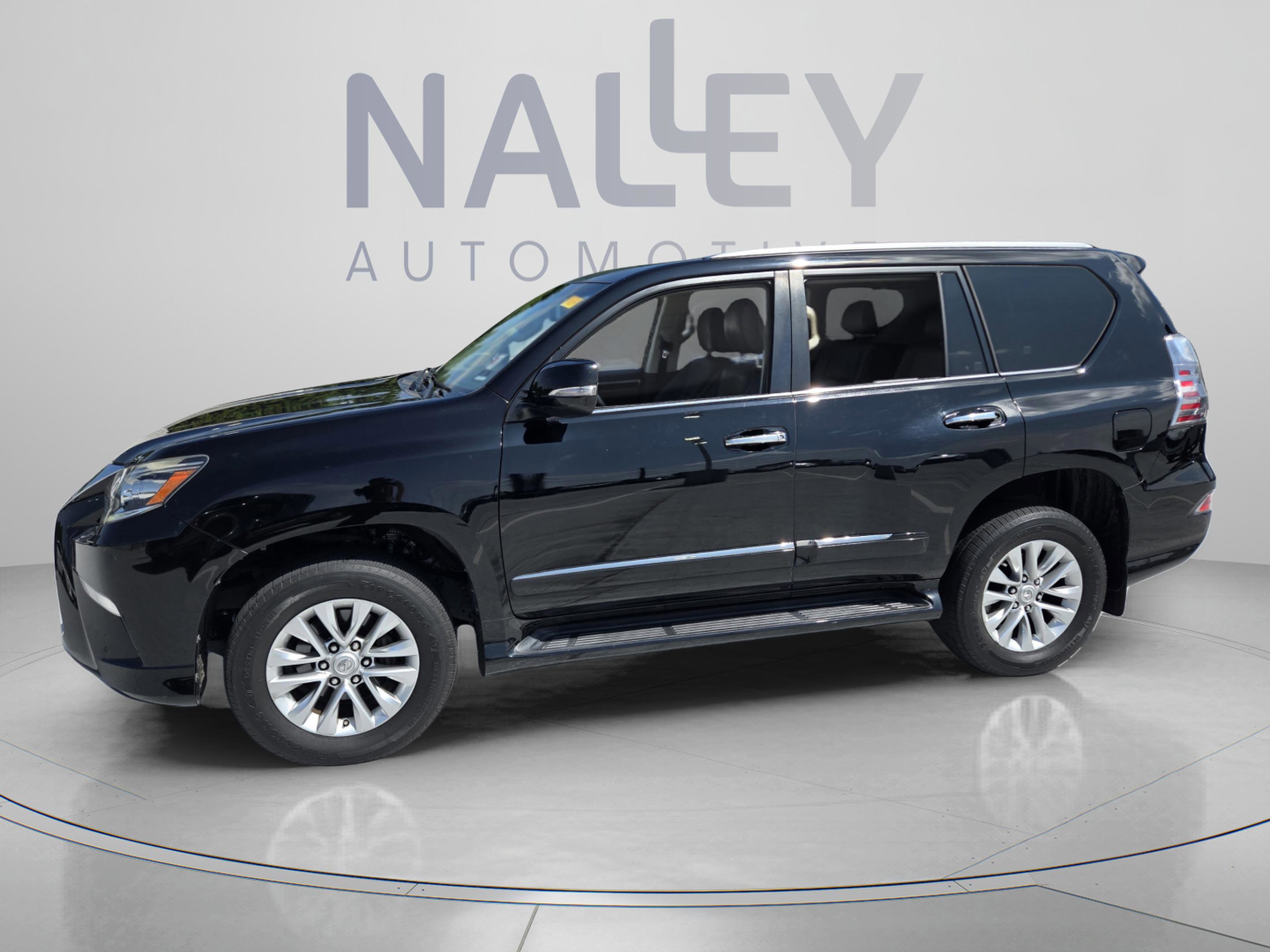 Used 2017 Lexus GX 460 Premium AWD/4WD image 2