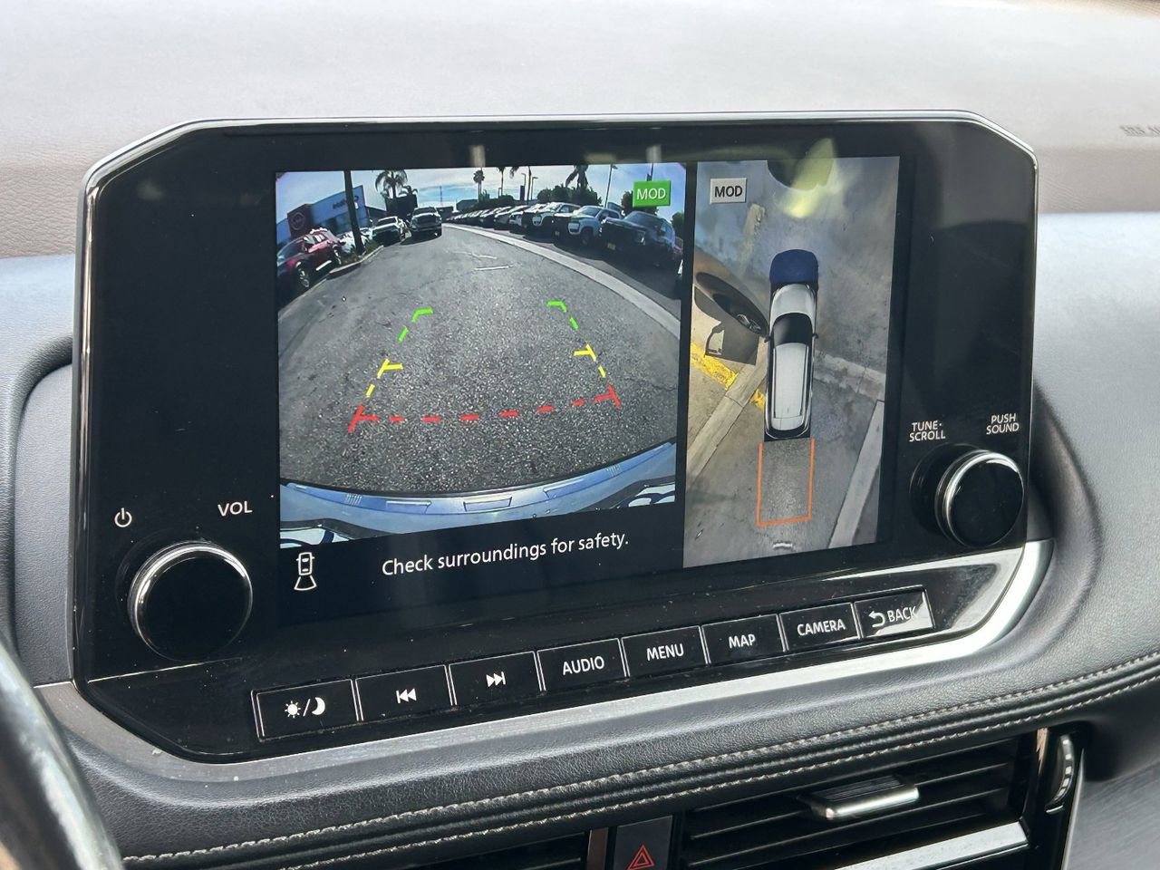 Certified 2023 Nissan Rogue Platinum w/ Platinum Premium Package FWD image 34