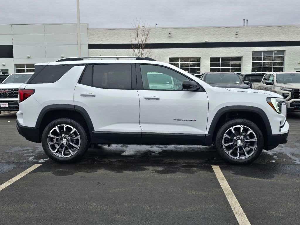 New 2026 GMC Terrain Elevation w/ Elevation Premium Package AWD/4WD image 11