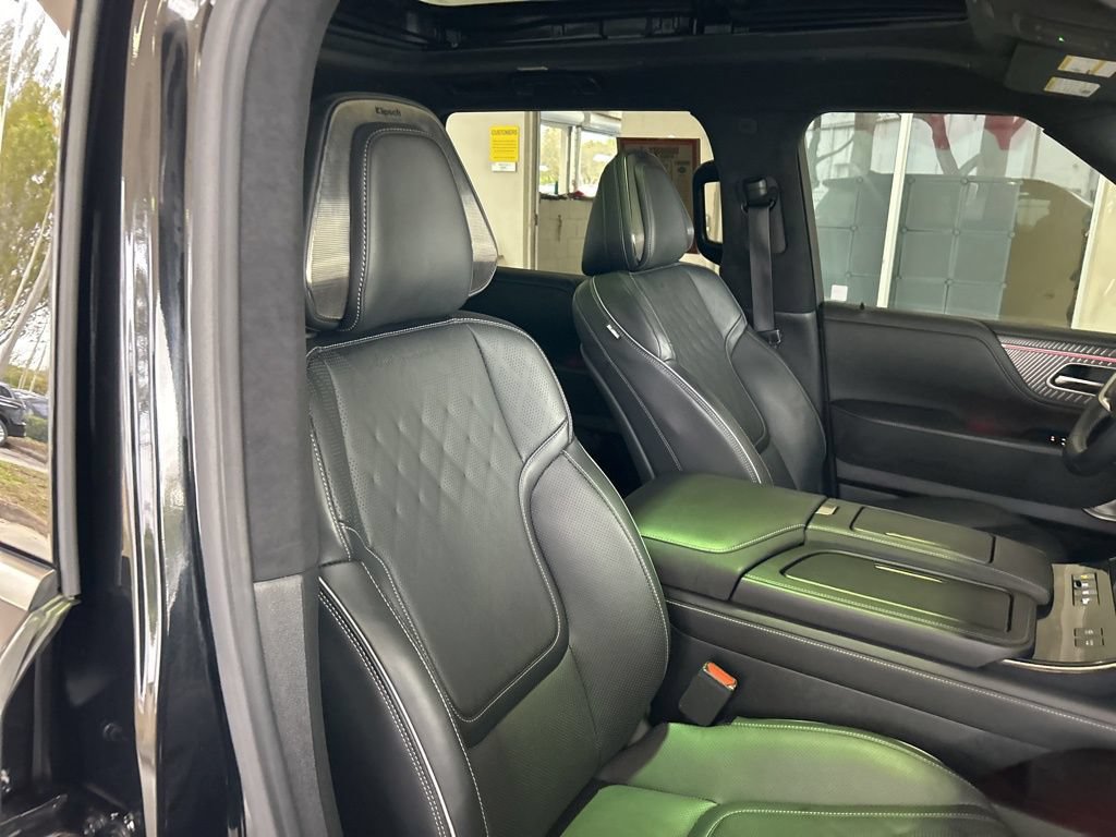 Used 2025 INFINITI QX80 Autograph w/ Premium Cargo Package AWD/4WD image 23