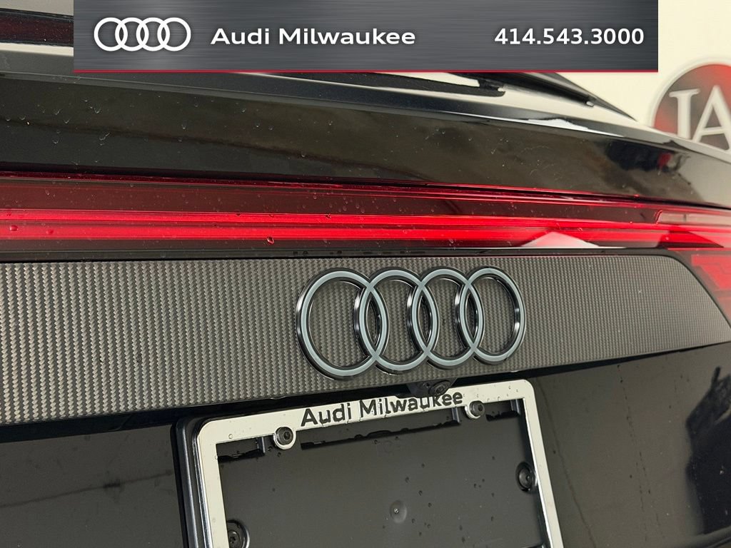 New 2027 Audi RS Q8 performance AWD/4WD image 14