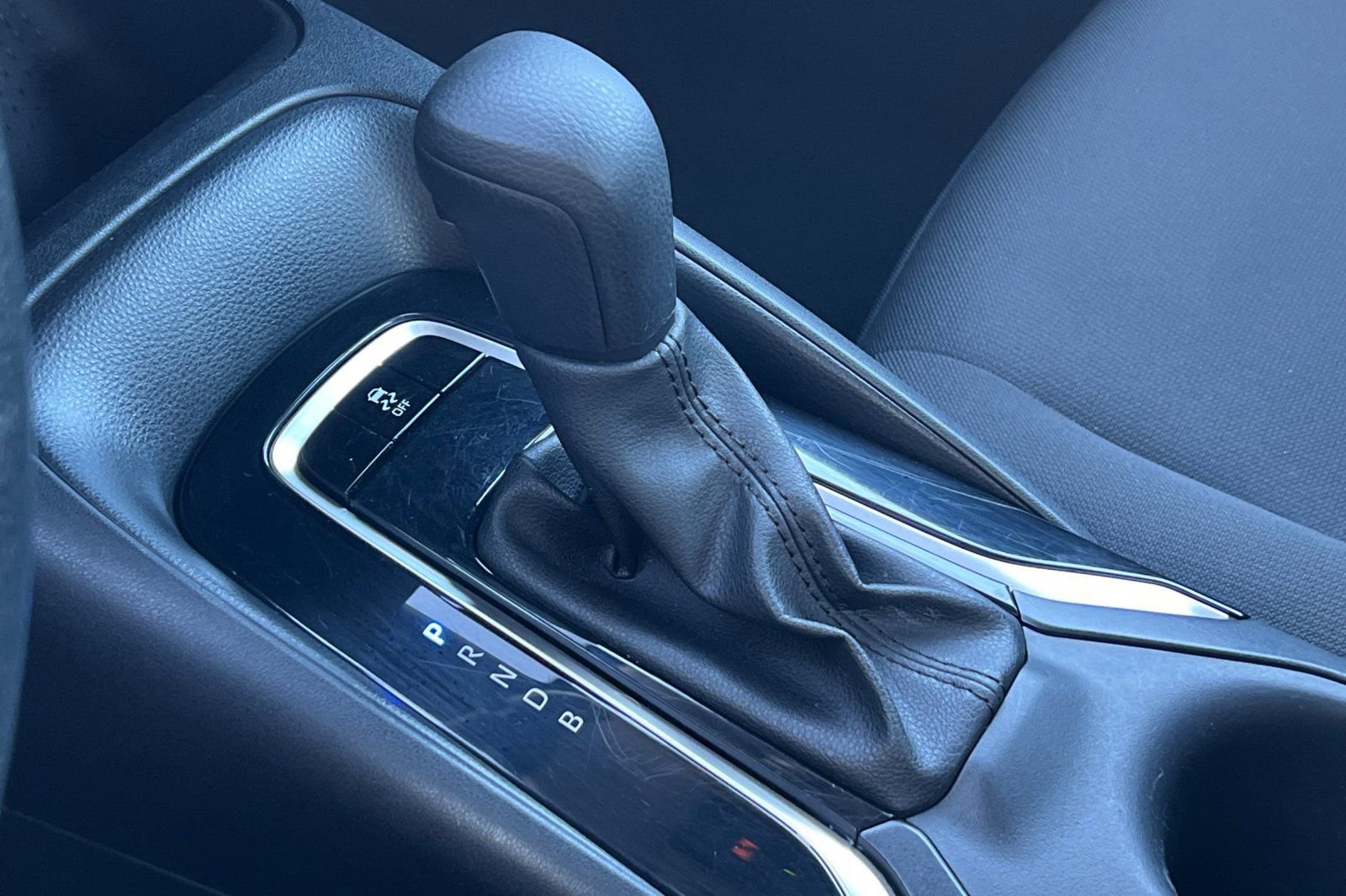 Used 2024 Toyota Corolla LE image 28