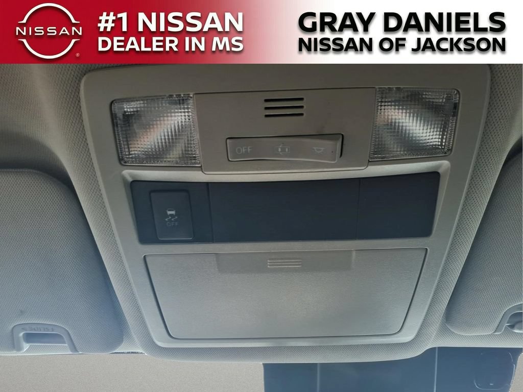 Used 2018 Toyota Tacoma SR RWD image 22