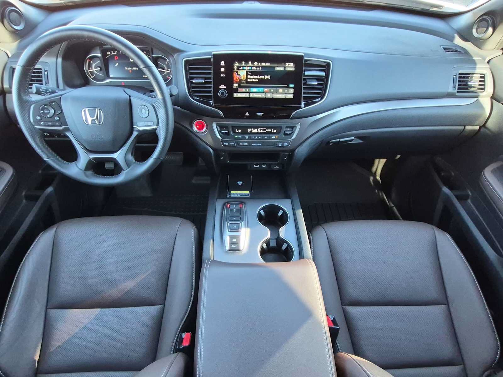 Certified 2025 Honda Passport EX-L image 15