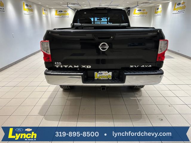 Used 2017 Nissan Titan SV image 15
