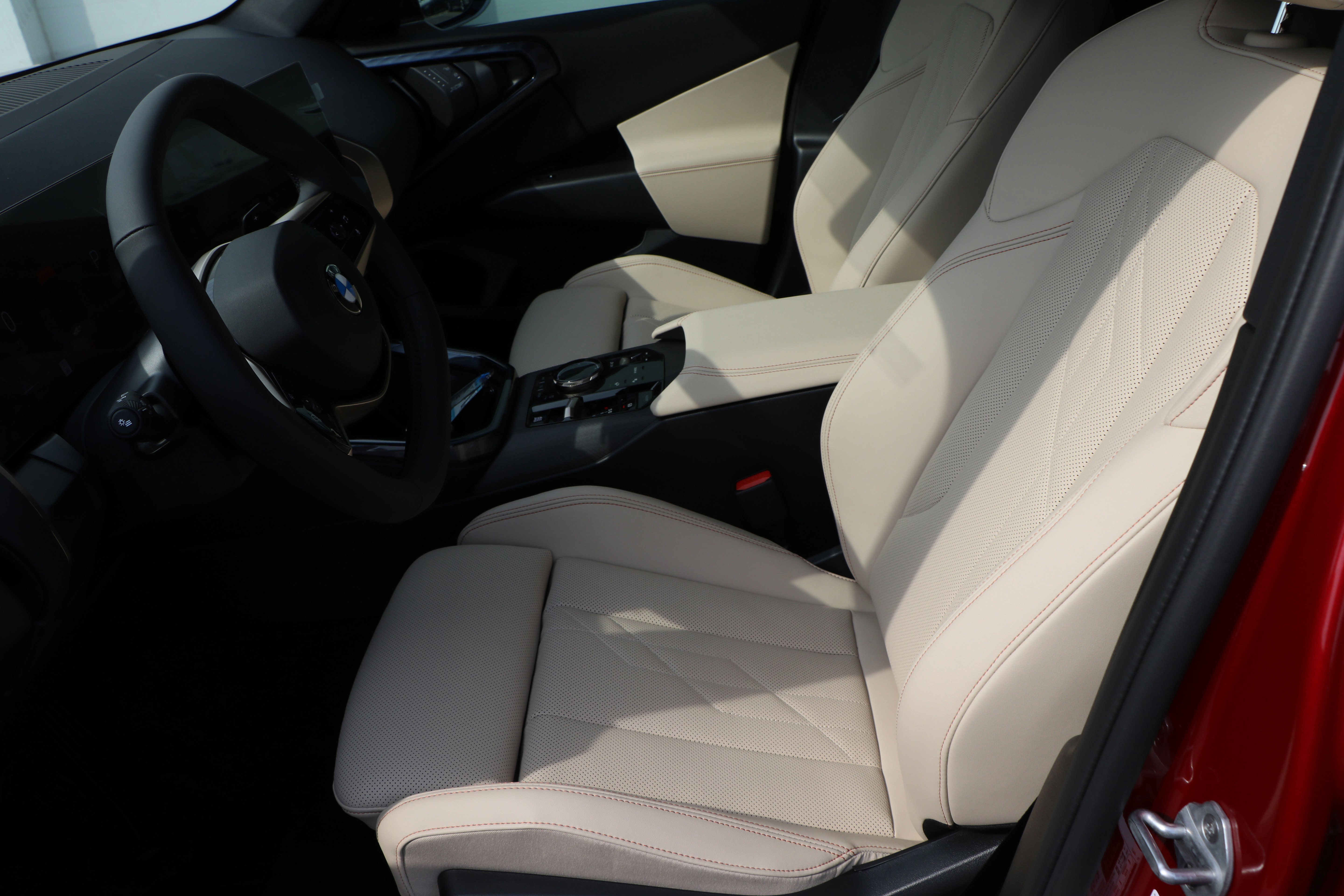 Certified 2025 BMW X3 xDrive30i w/ Premium Package image 15