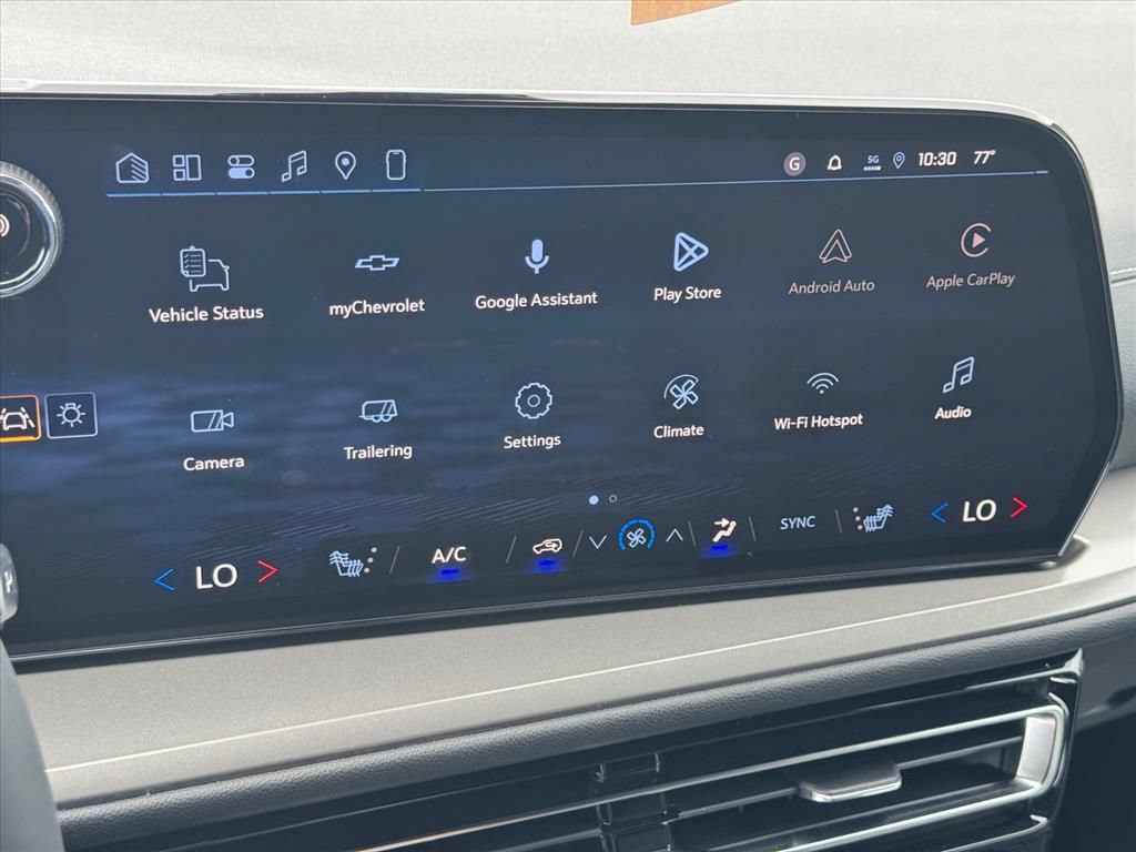 New 2027 Chevrolet Traverse LT FWD image 15