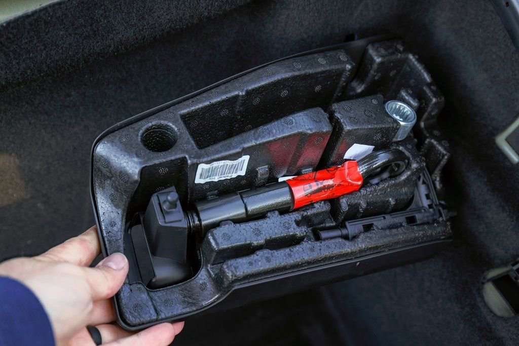 Used 2021 Porsche 718 Boxster Base w/ Premium Package image 95