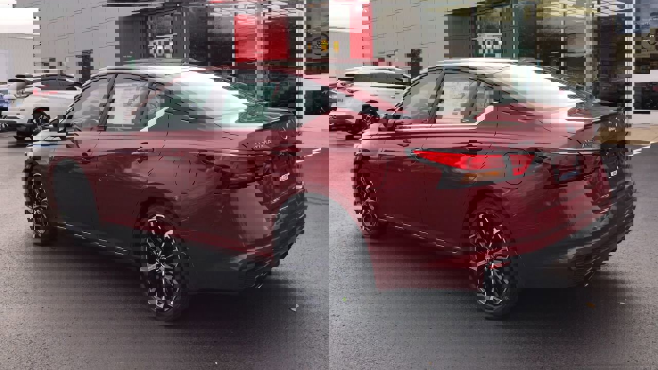 New 2025 Nissan Altima 2.5 SR w/ SR Premium Package image 6