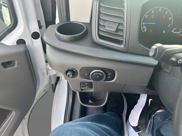 Used 2024 Ford Transit 250 Low Roof AWD w/ Exterior Upgrade Package image 17