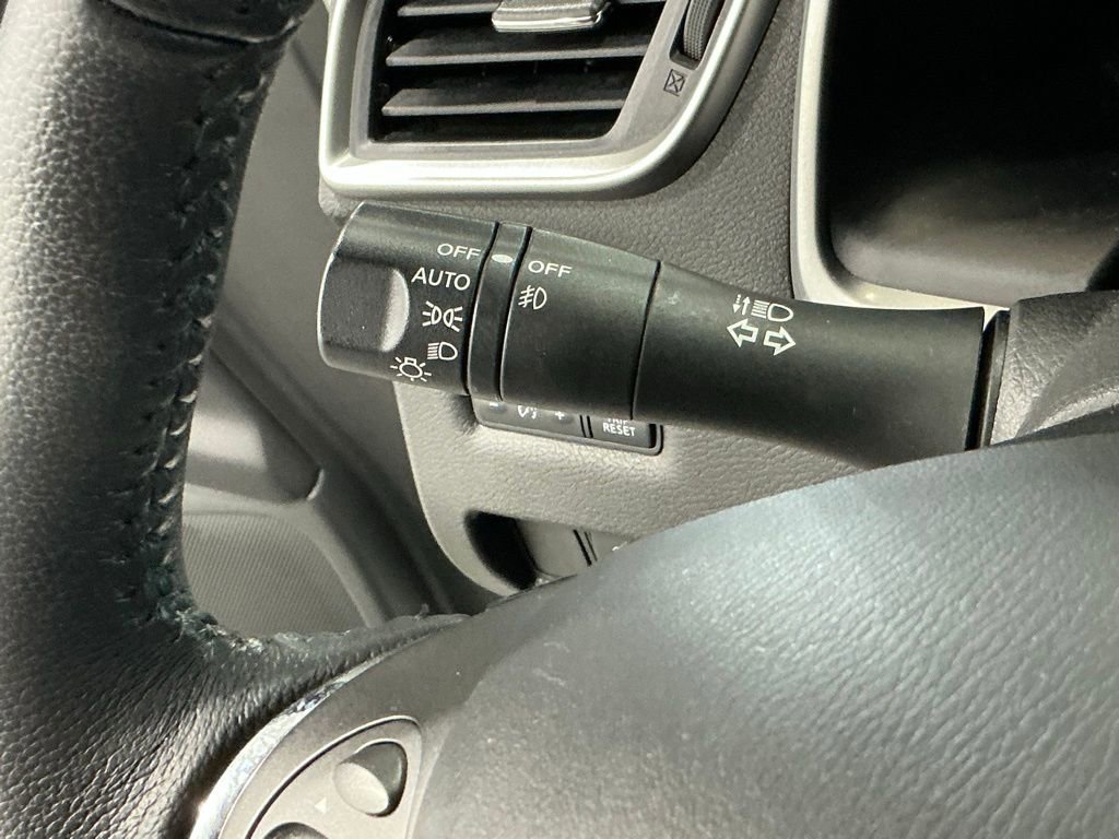 Used 2023 Nissan Murano SV w/ SV Midnight Edition Package image 30