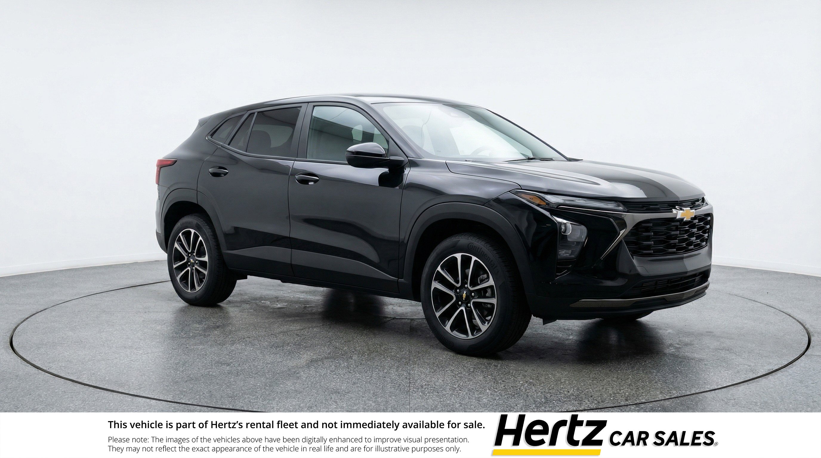 Used 2025 Chevrolet TrailBlazer LT FWD image 1