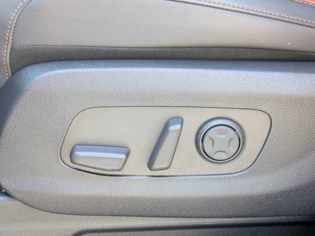 Used 2025 Kia Carnival SX Prestige FWD image 21