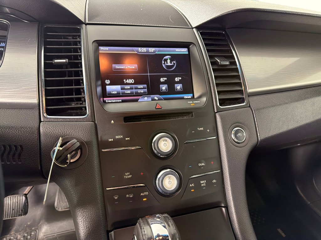 Used 2014 Ford Taurus SEL w/ Equipment Group 201A image 14